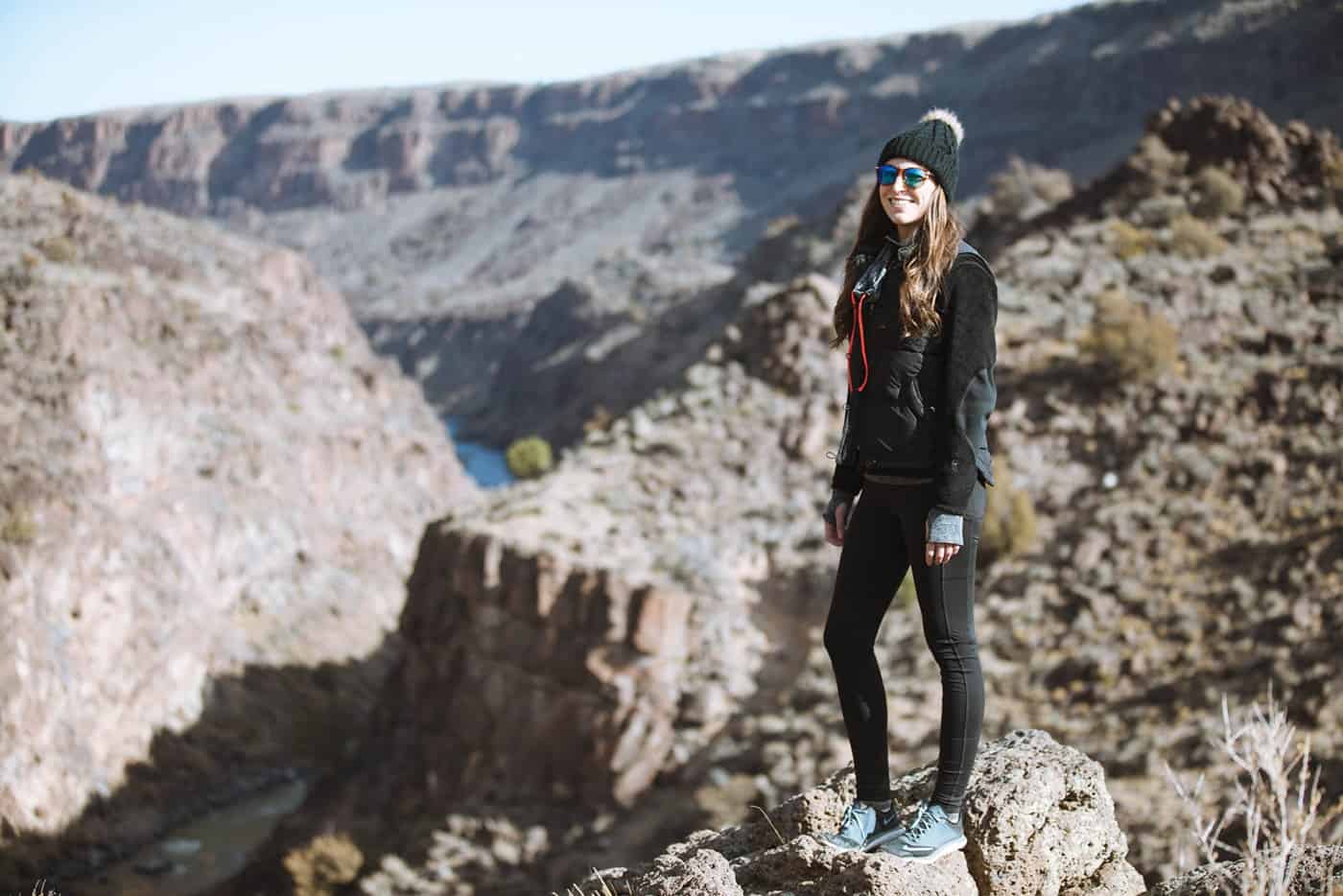 activewear for winter - hiking in taos new mexico. Target Leggings, patagonia fleece + beanie